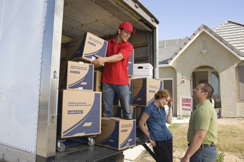 Professional moving van service for residential and commercial customers in Whetstone