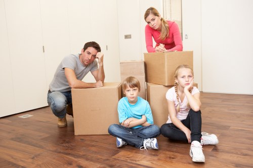 Moving day planning and transport for Whetstone customers